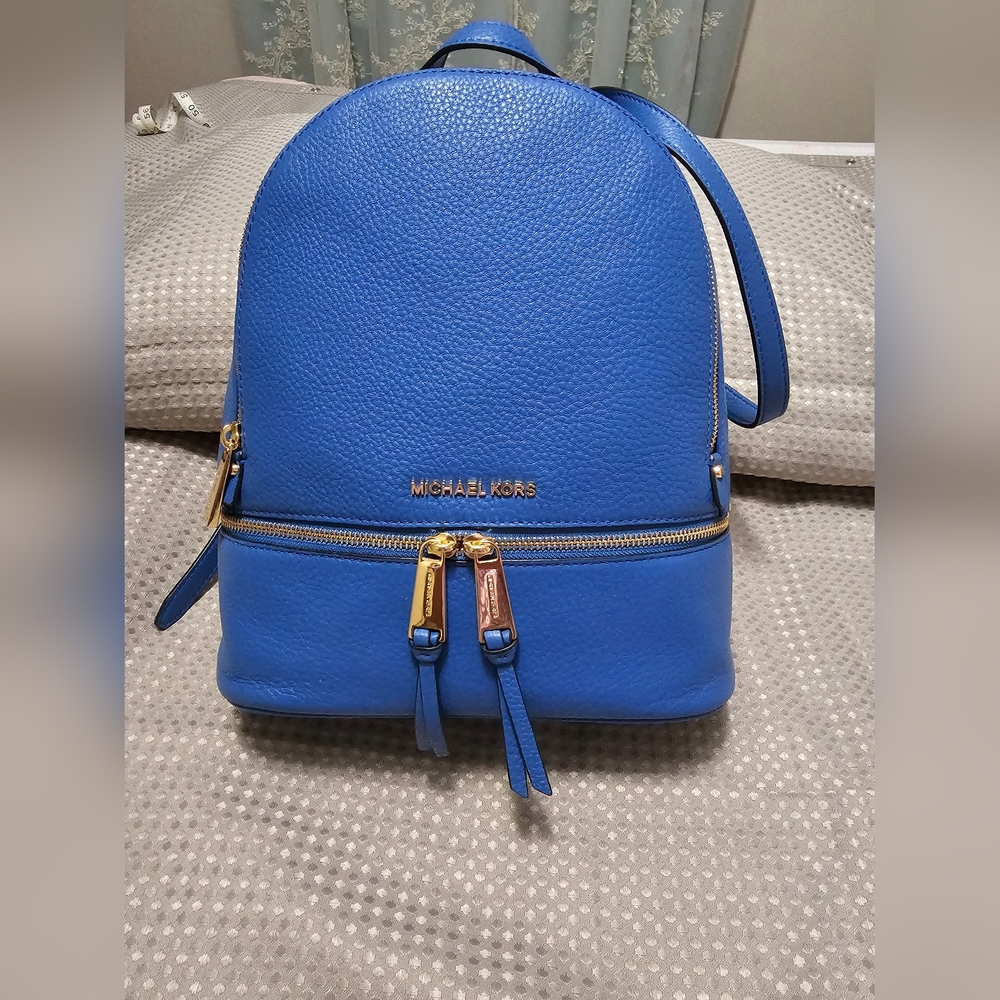 Michael Kors Rhea Zip